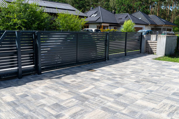 Best Local Driveway Pavers  in Lake Mohegan, NY